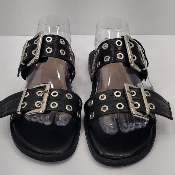 GIASONE Black Buckle Strap Sandals size 9 brand new - Picture 1 of 8